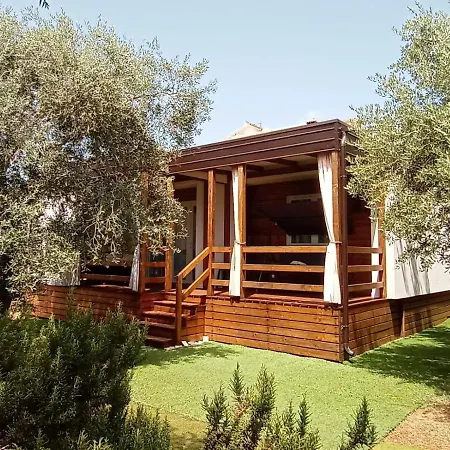 Mobile Homes Olive And Sea Vakantiehuis *