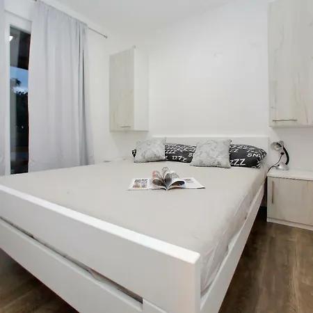 Vakantiehuis Mobile Homes Olive And Sea *