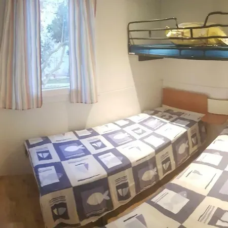 Vakantiehuis Mobile Homes Olive And Sea *