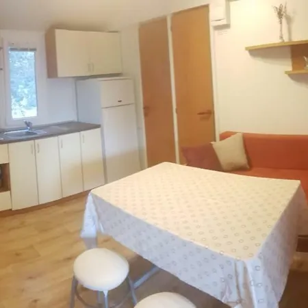 Mobile Homes Olive And Sea Holiday home *